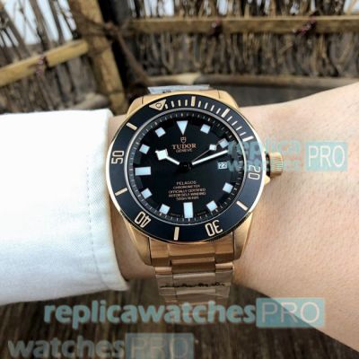 Top Quality Replica Tudor Pelagos Black Dial Rose Gold Men's Watch